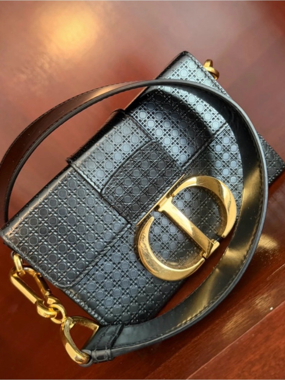 Christian Dior Montaigne 30